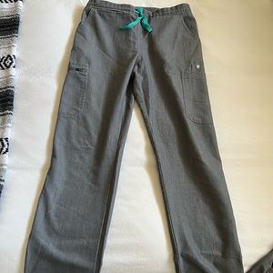 Figs skinny scrub pant